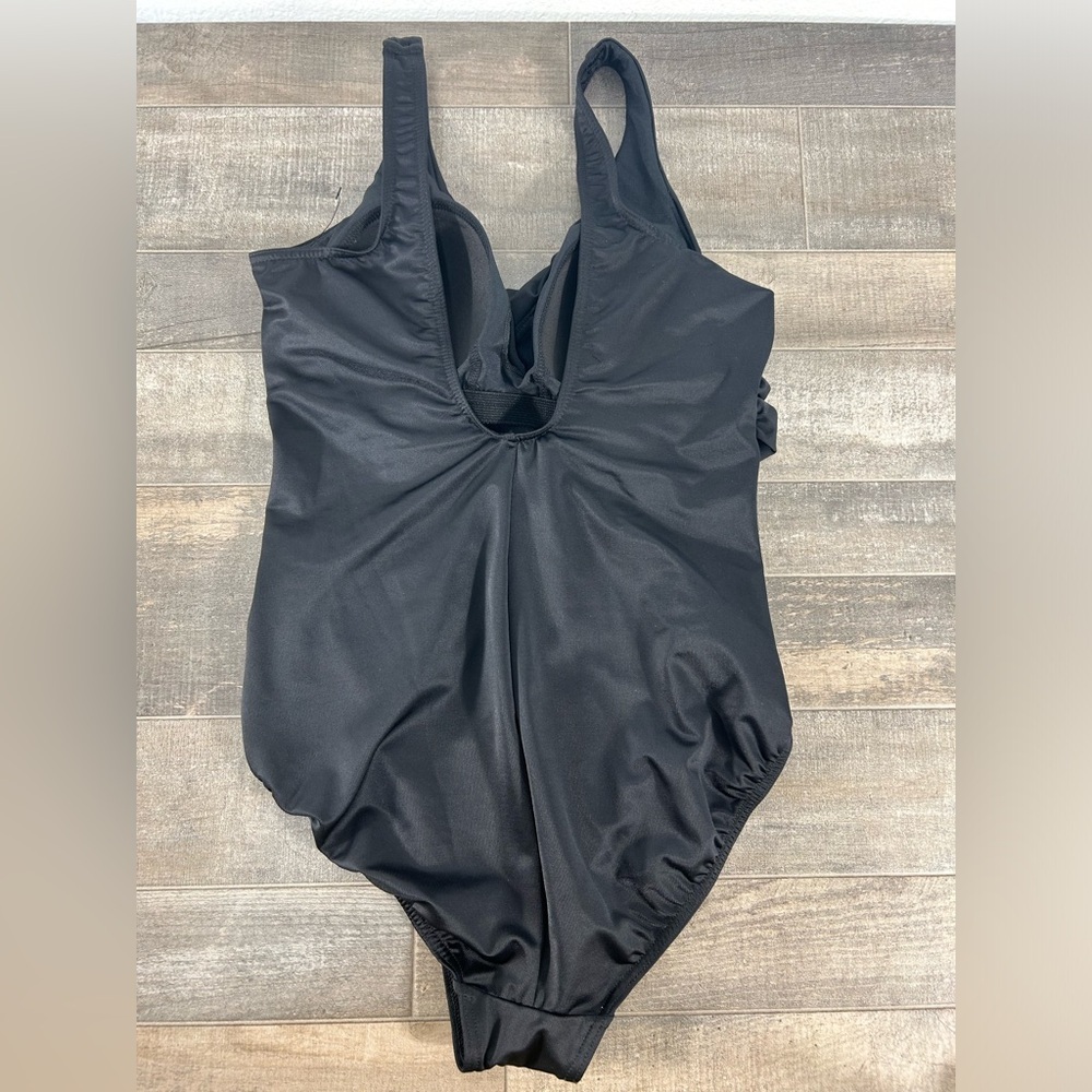 NWOT MiracleSuit Crossover with Mesh Black One Piece - Picture 4 of 9
